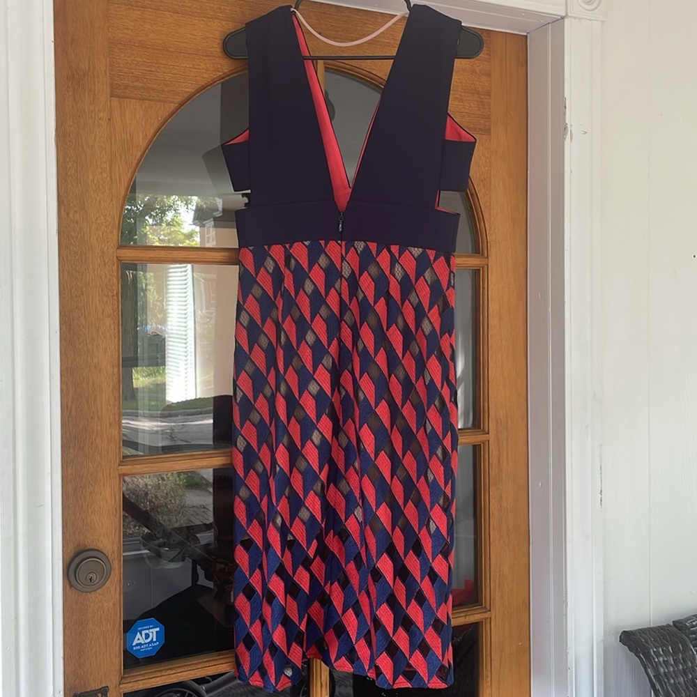 Bcbgmaxazria Rosalina orange and navy geo print dress size 8 - Picture 6 of 9